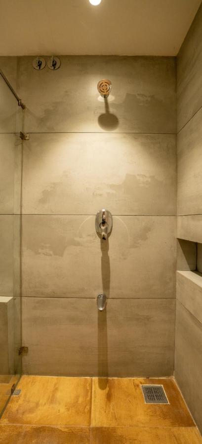 Pinnacle Grand Hotel Ahmadabad Zewnętrze zdjęcie