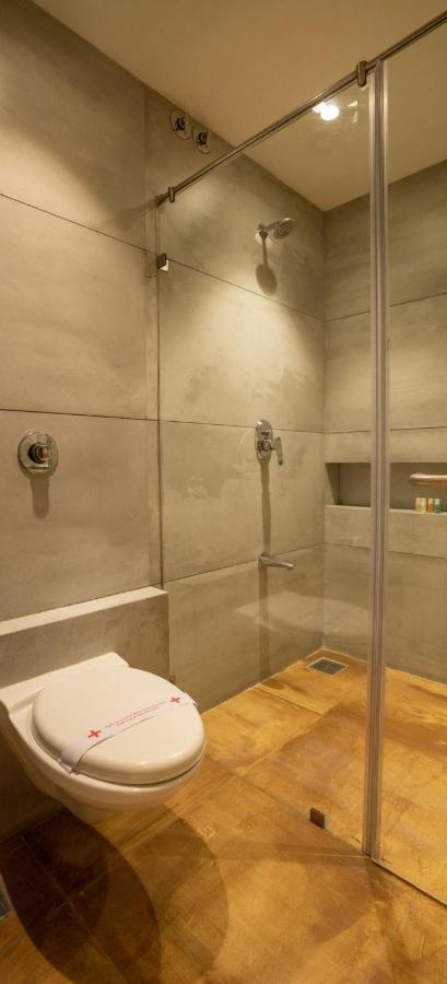 Pinnacle Grand Hotel Ahmadabad Zewnętrze zdjęcie